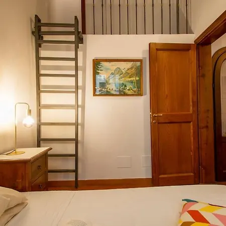 Demedici Apt W/ 2br 1' Walk Uffizi & Ponte Vecchio Apartment Florence