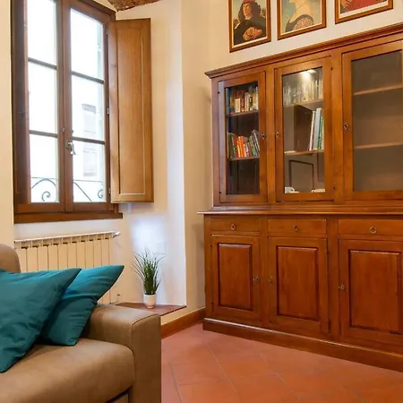 Demedici Apt W/ 2br 1' Walk Uffizi & Ponte Vecchio